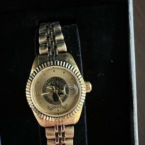 Elk Foundation Original New in the box Elegant Gold Women's Watch